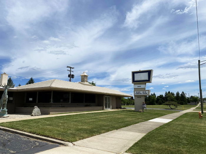 Howard Johnsons Restaurant - Waterford - 3650 Dixie Hwy 1 (newer photo)